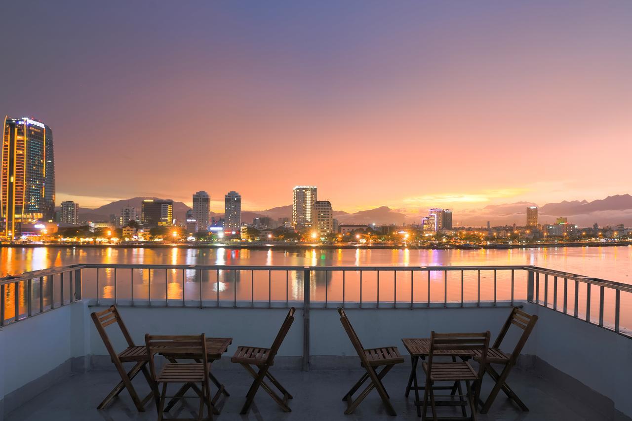 Vitalis Riverside Hotel Đà Nẵng Extérieur photo